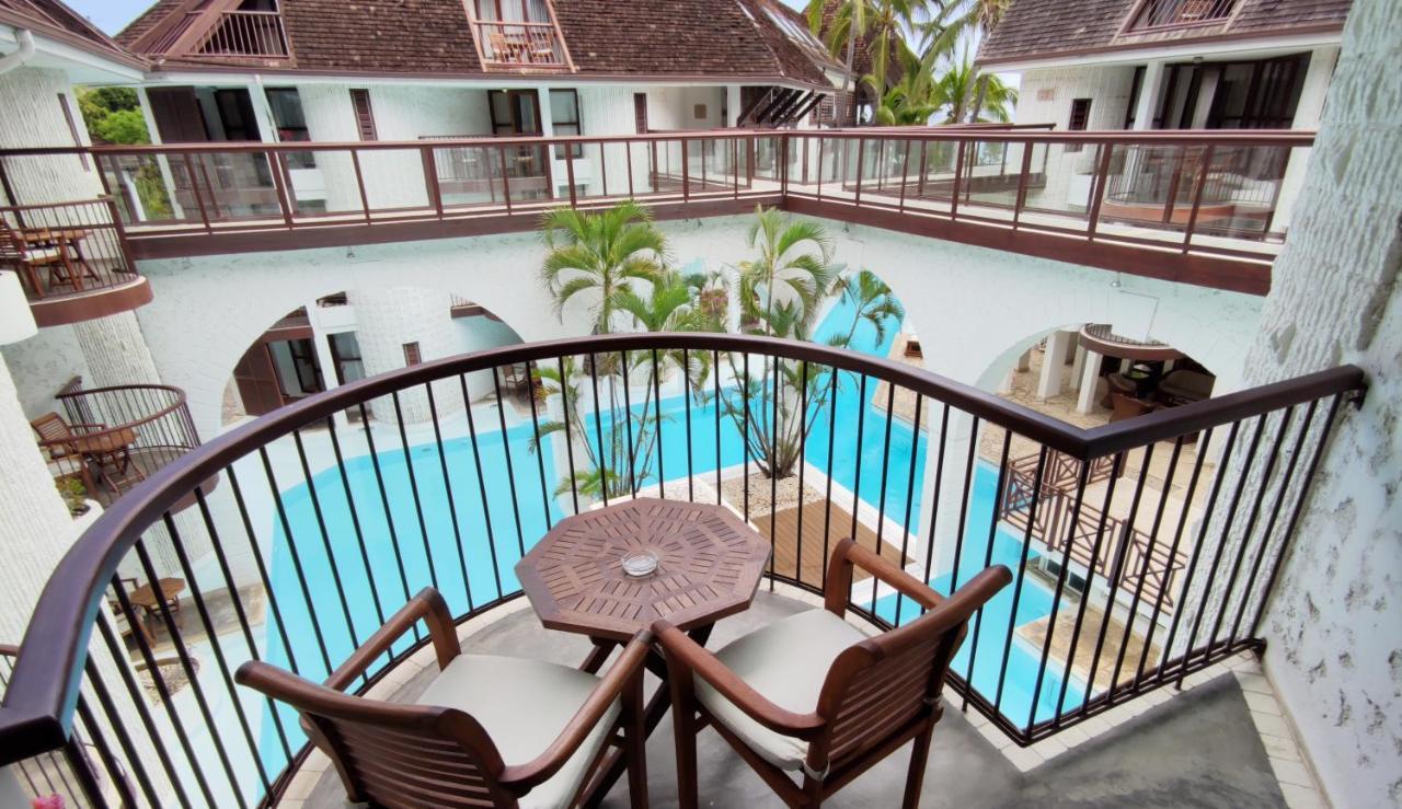 Le Saint Alexis **** Hotel & Spa Exterior photo