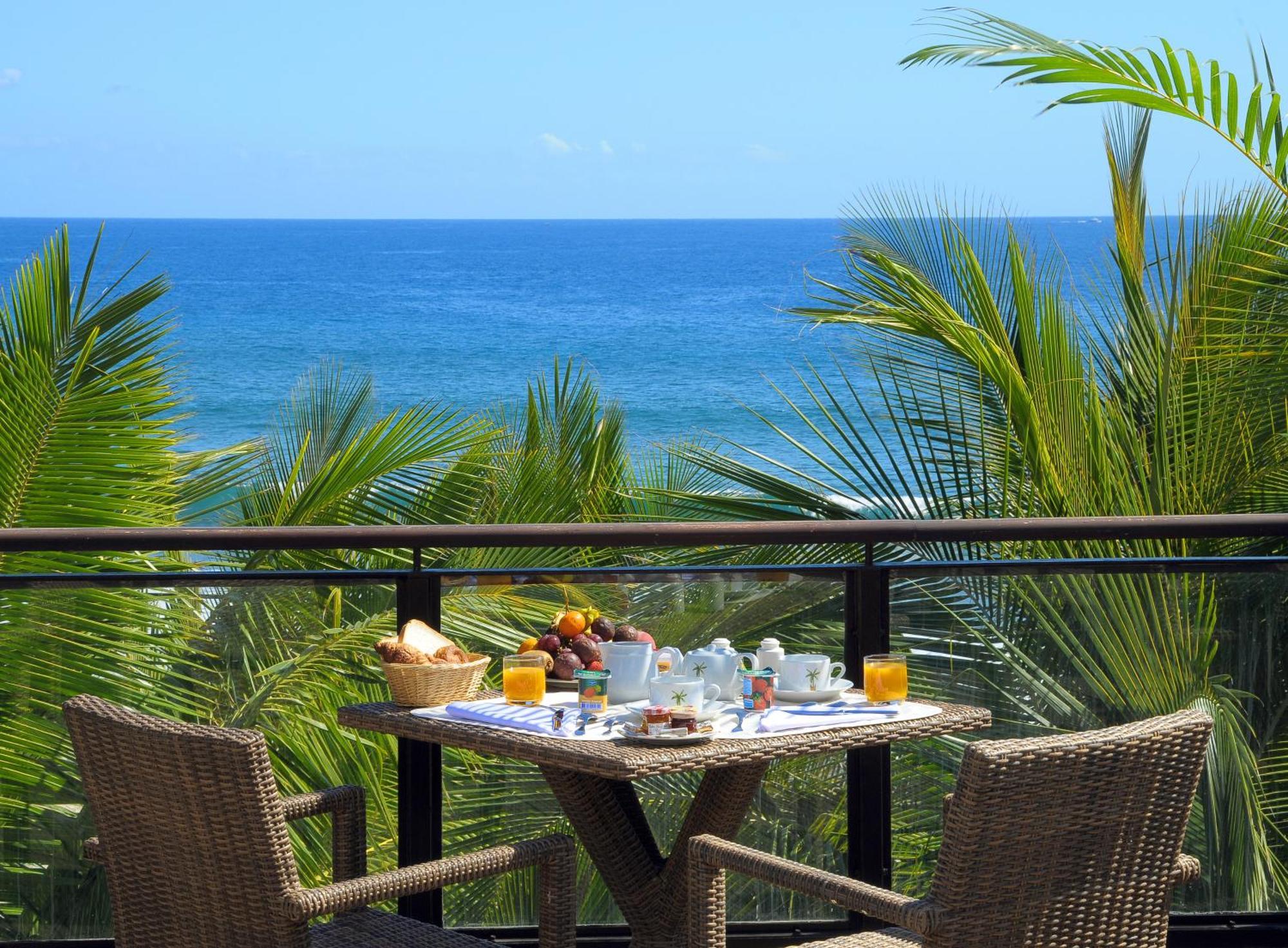 Le Saint Alexis **** Hotel & Spa Exterior photo