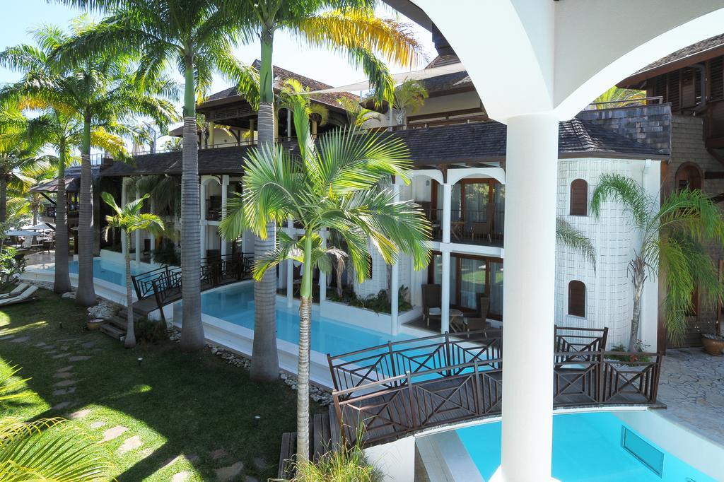 Le Saint Alexis **** Hotel & Spa Exterior photo